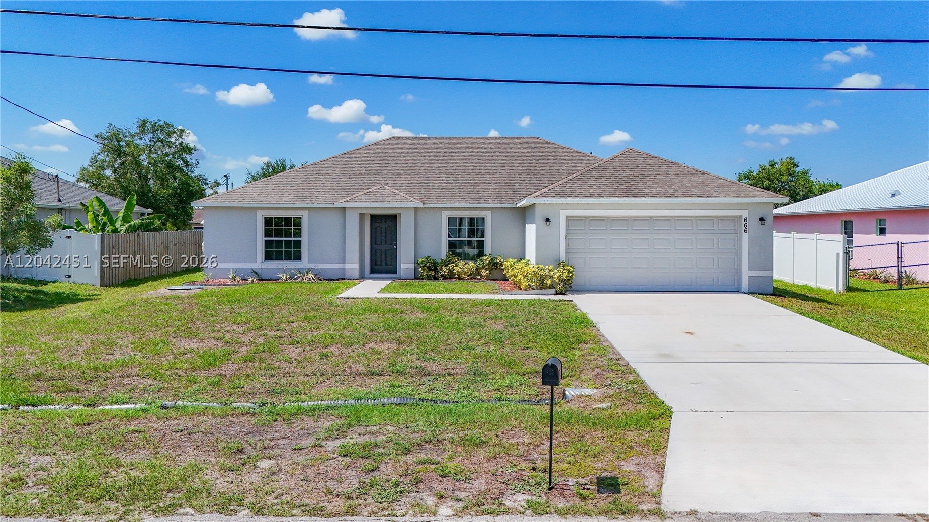 PORT ST LUCIE SECTION 33 - Residential