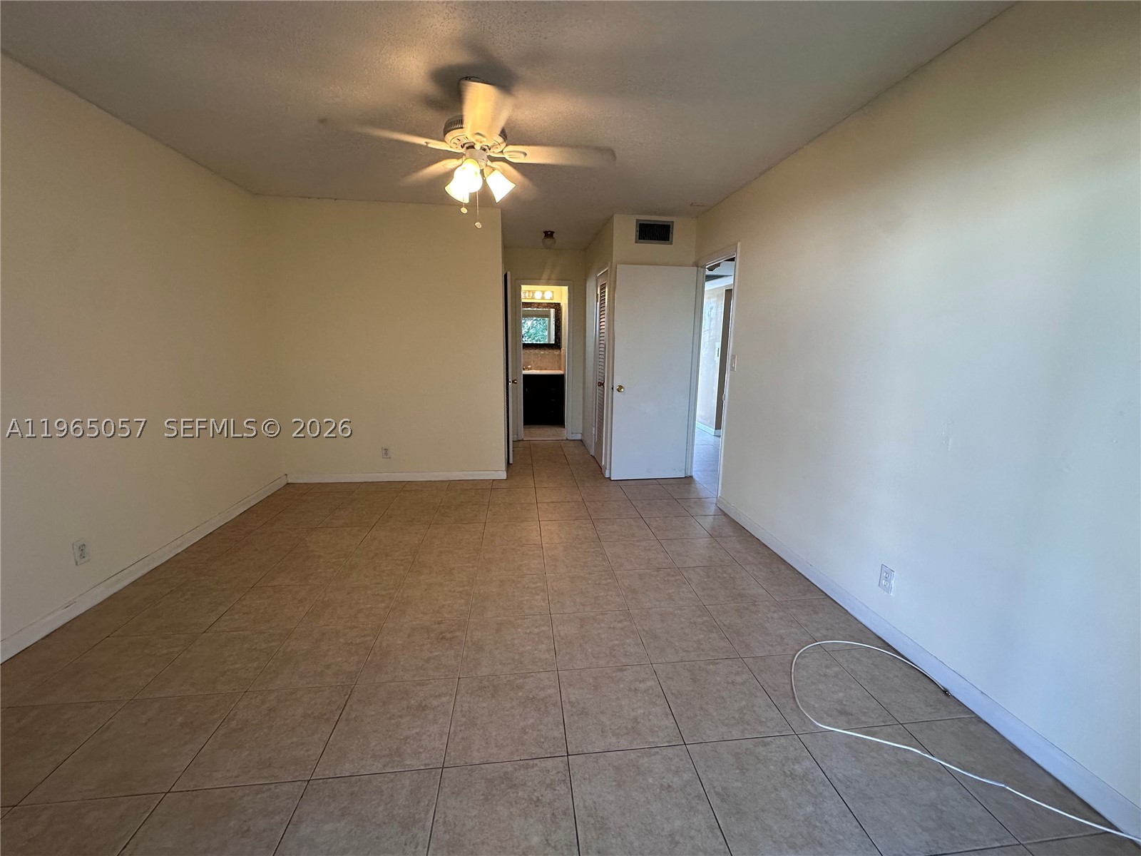 SHERIDAN LAKES CONDO APTS - Residential