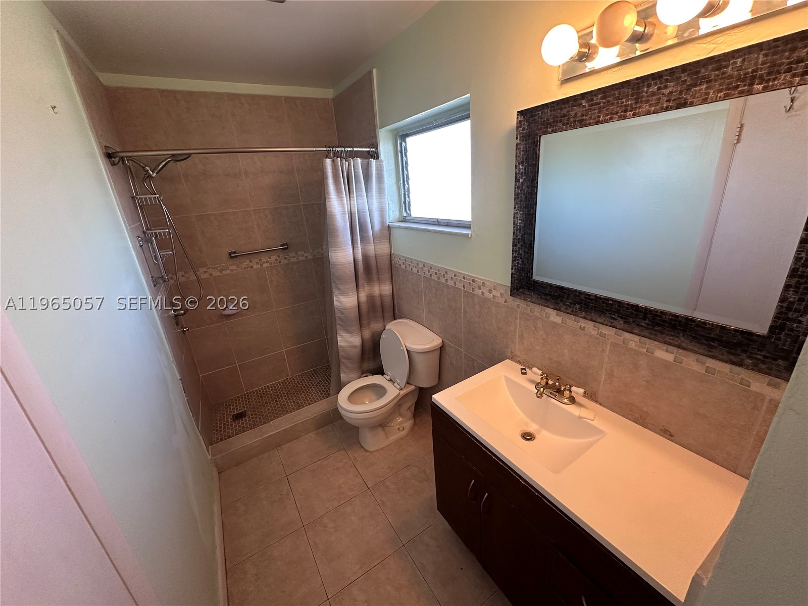 SHERIDAN LAKES CONDO APTS - Residential