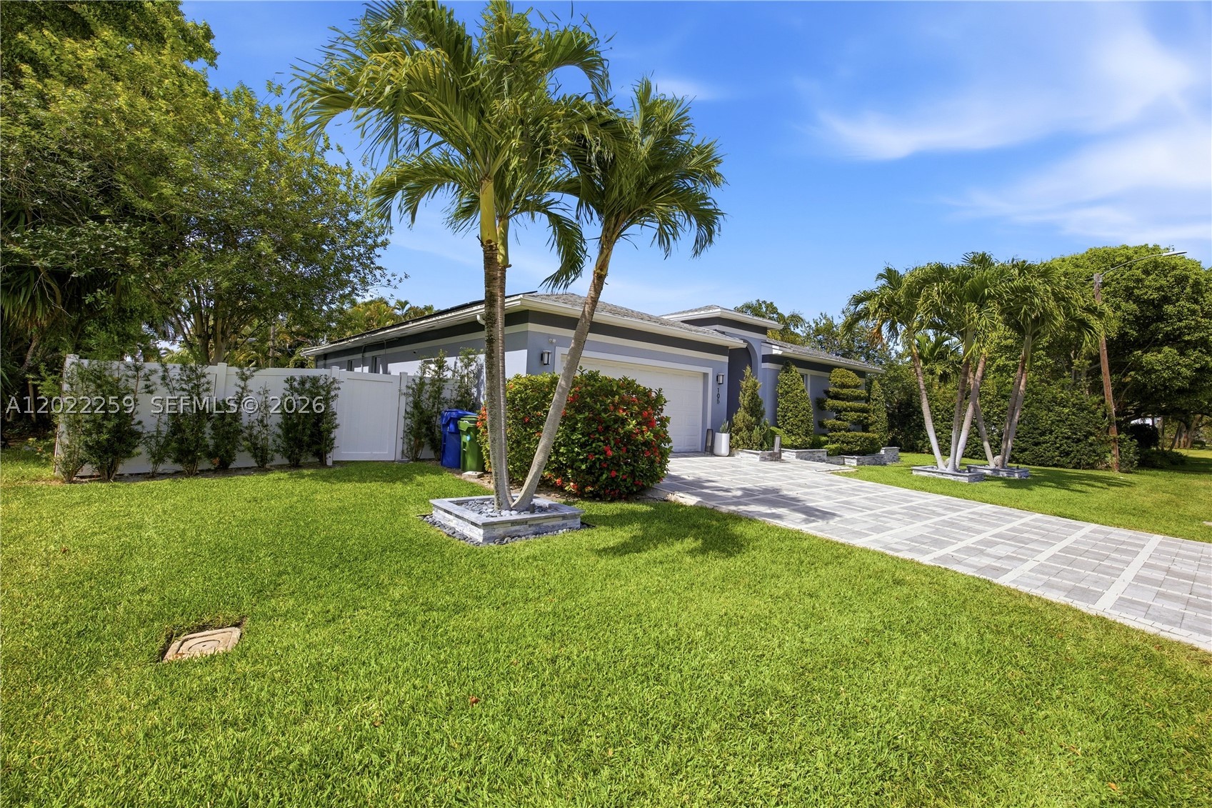 SUNSET MANORS AMEN PLAT - Residential