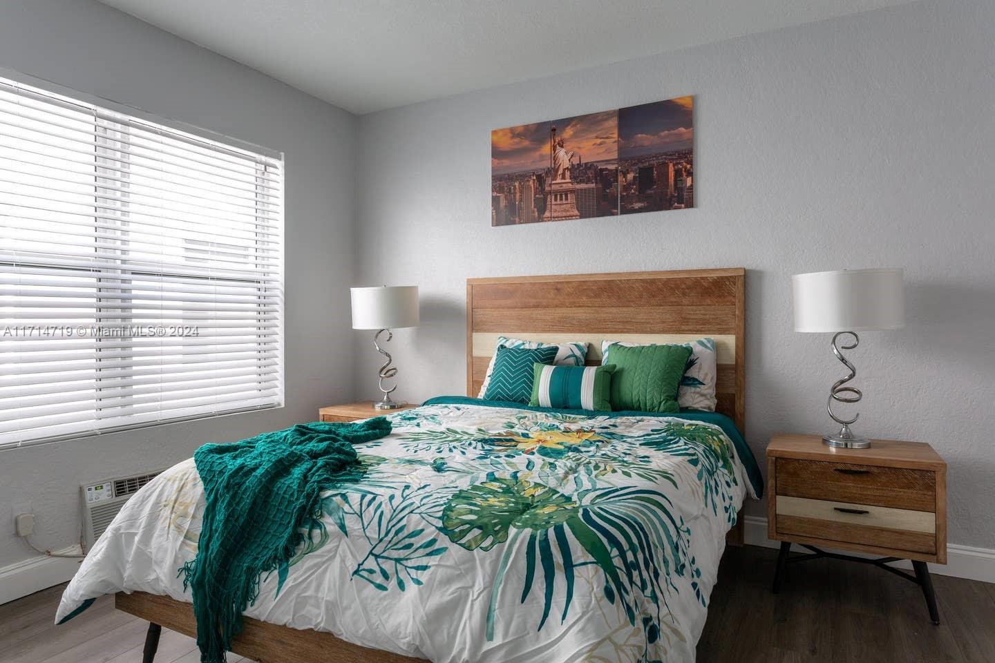 HARDING AVENUE CONDO - Residential Lease