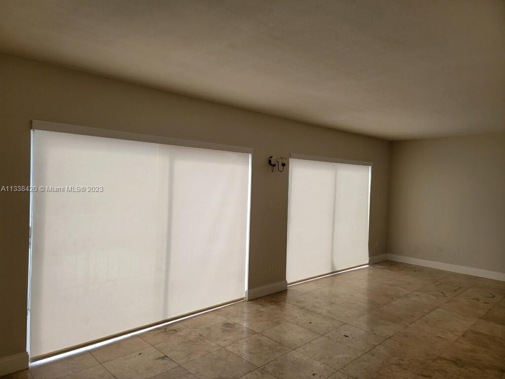 Beautiful 3 bedroom, 2.5 bathroom townhouse/condo in the desirable area.  The property has a renovated  kitchen with stainless steel appliances, full size washer & dryer. Is located next to the park and public library,  Walking distance to shopping center and bus top, excellent schools and more!