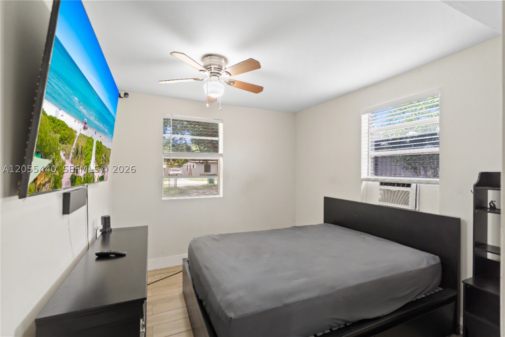 SUN LAND PARK - Residential
