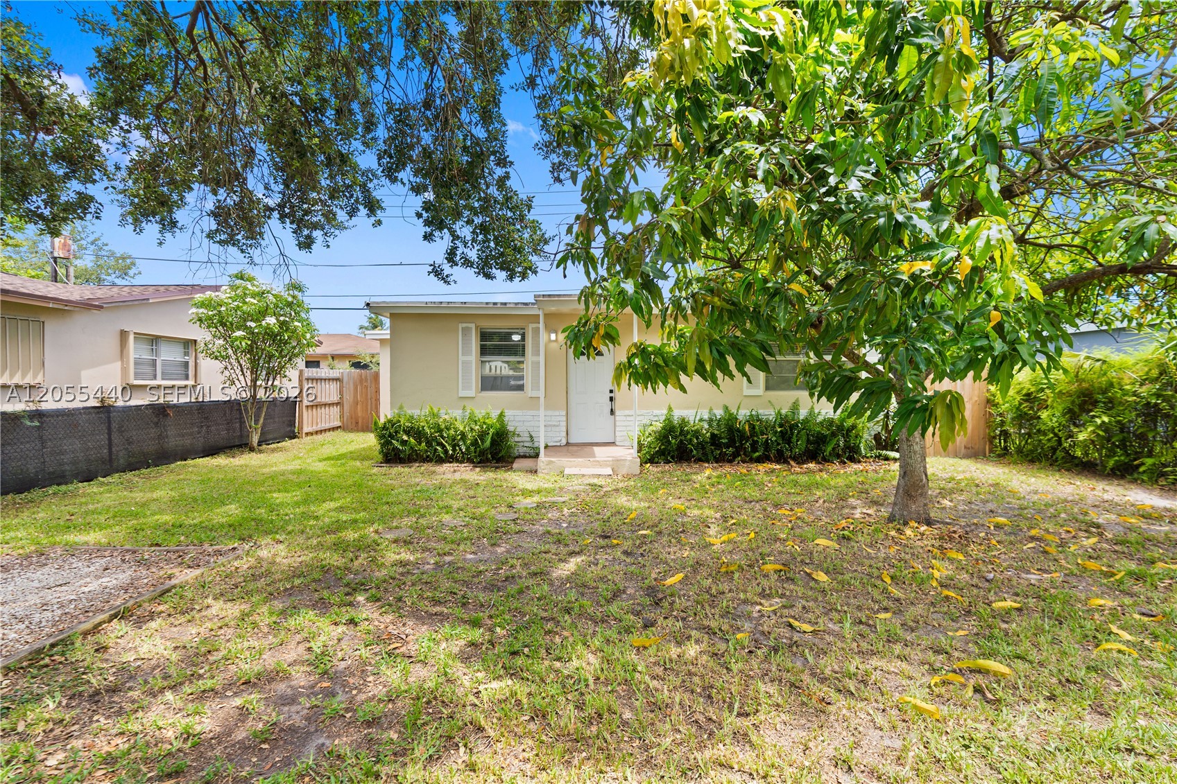 SUN LAND PARK - Residential