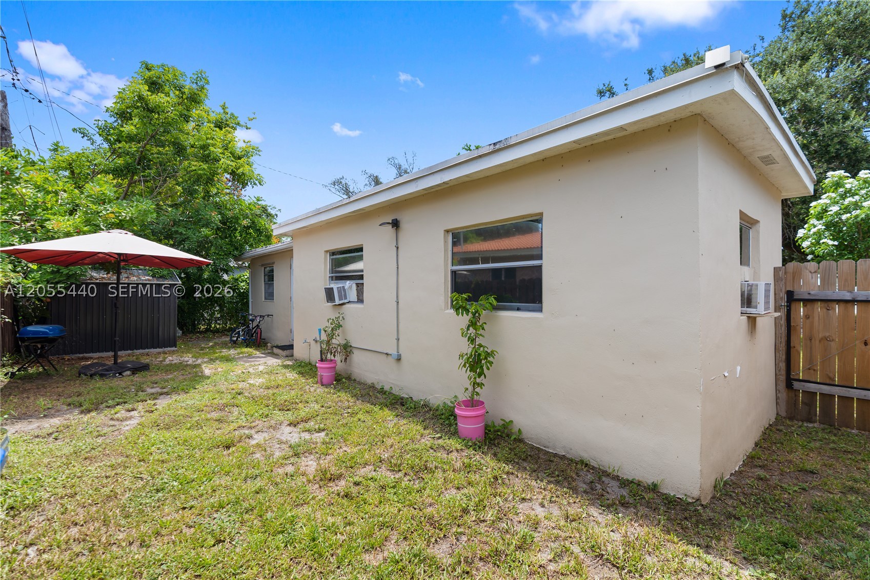 SUN LAND PARK - Residential