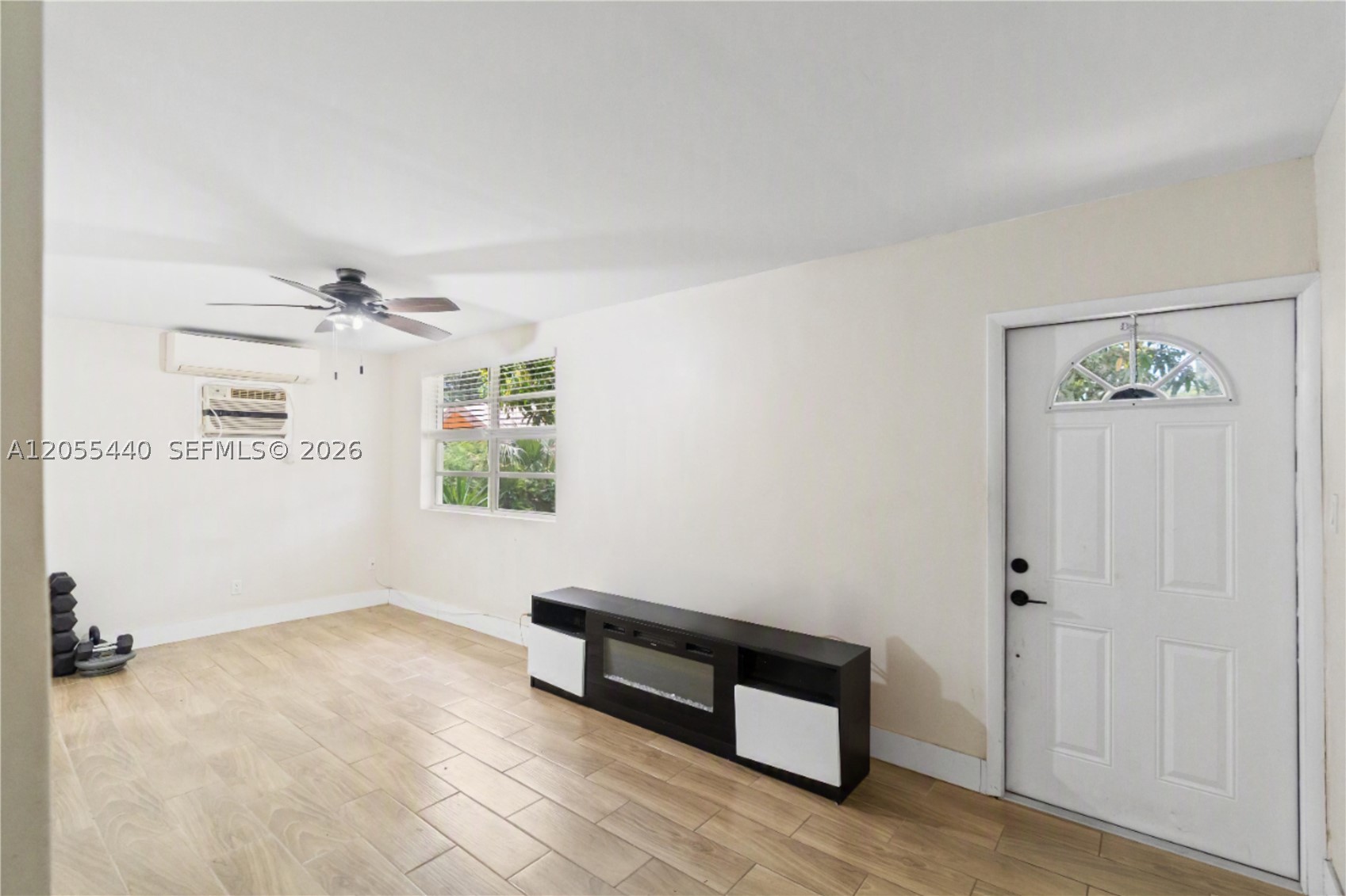 SUN LAND PARK - Residential