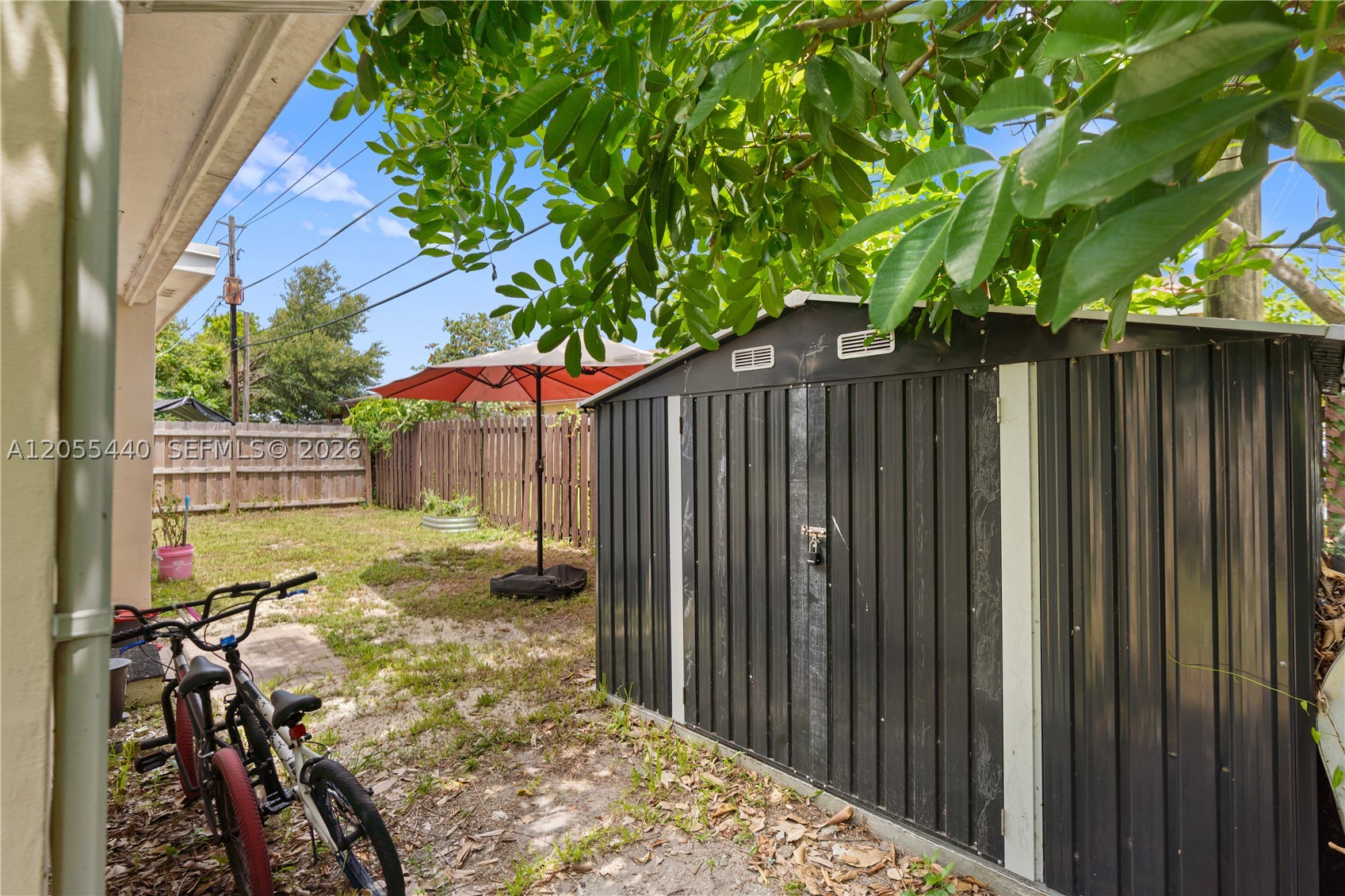 SUN LAND PARK - Residential
