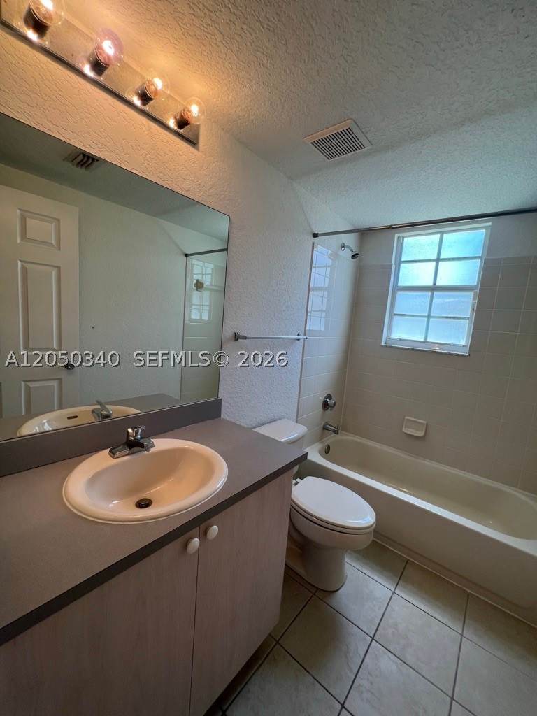 BELMONT AT NORTH LAUDERDA - Residential Lease