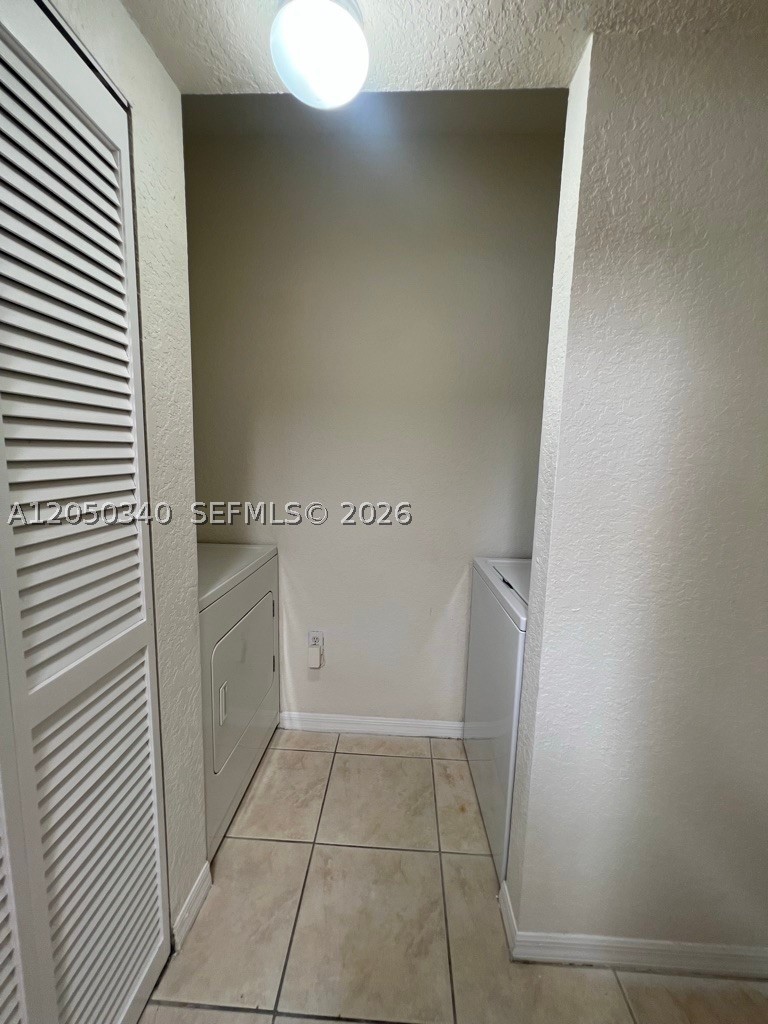 BELMONT AT NORTH LAUDERDA - Residential Lease