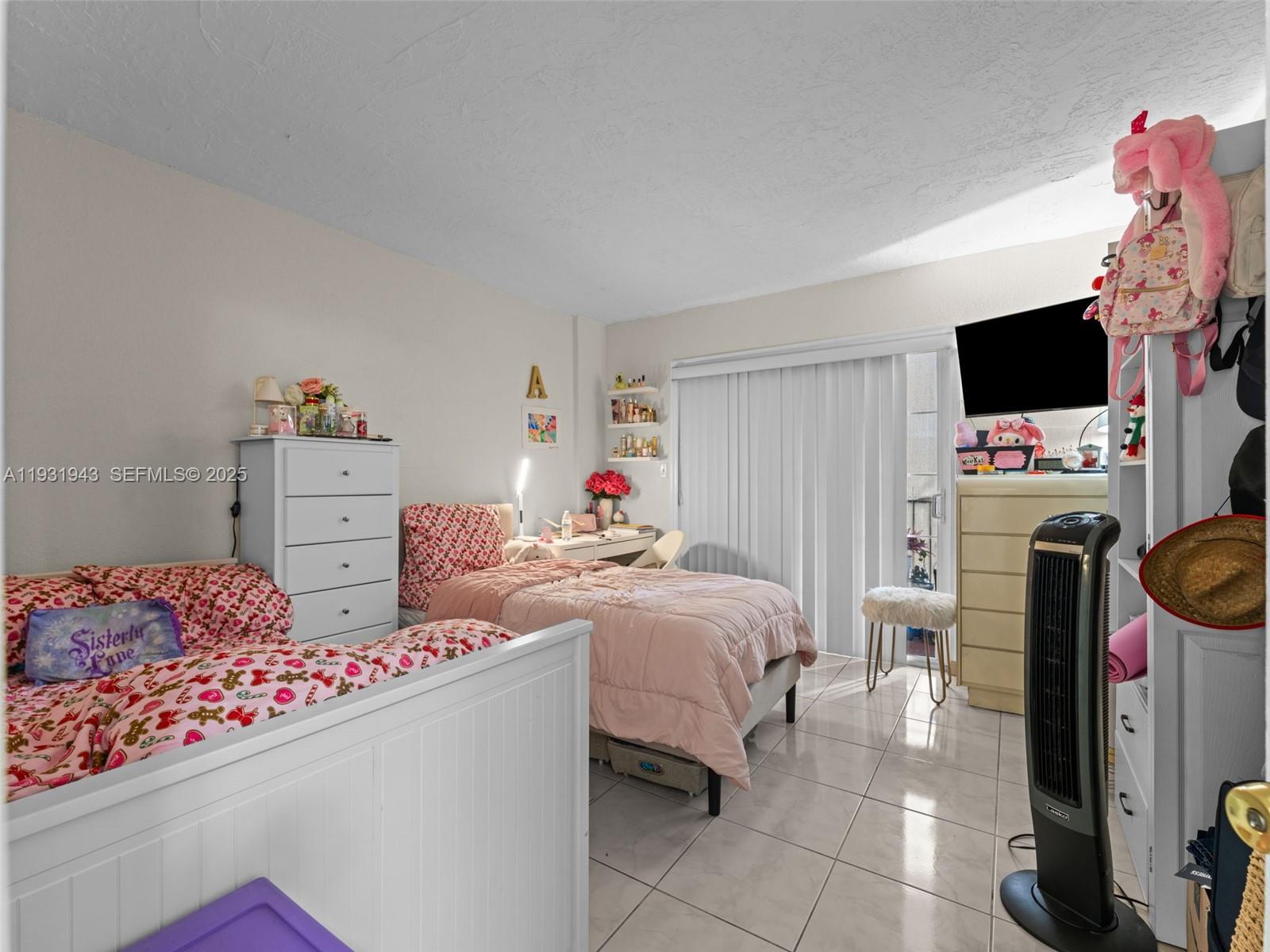EL SOL CONDO - Residential