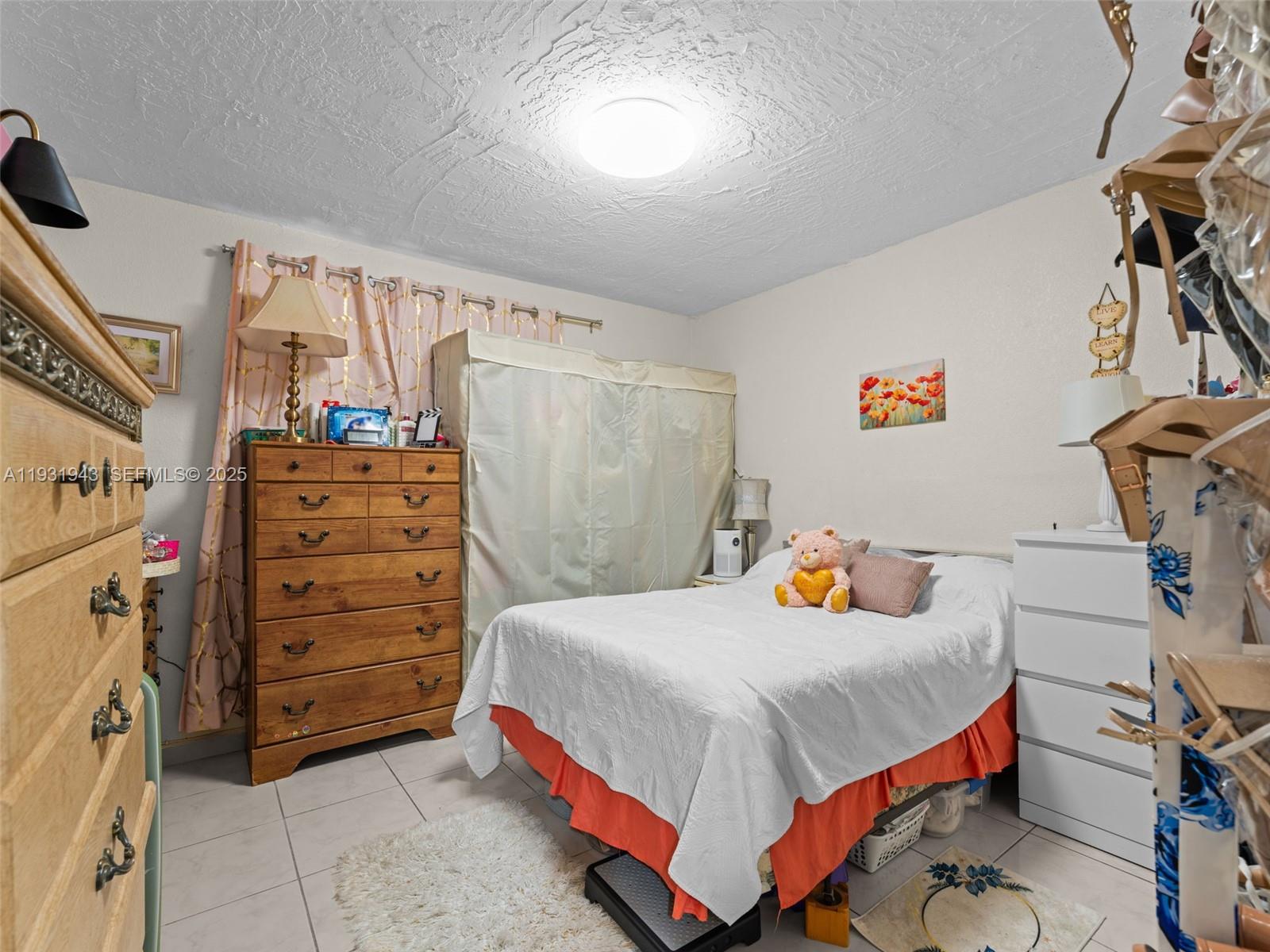 EL SOL CONDO - Residential