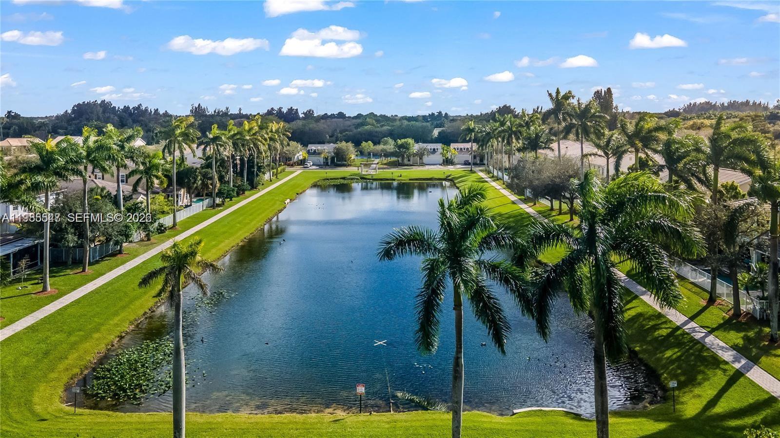 LAKESIDE VILLAGE OF DAVIE - Residential