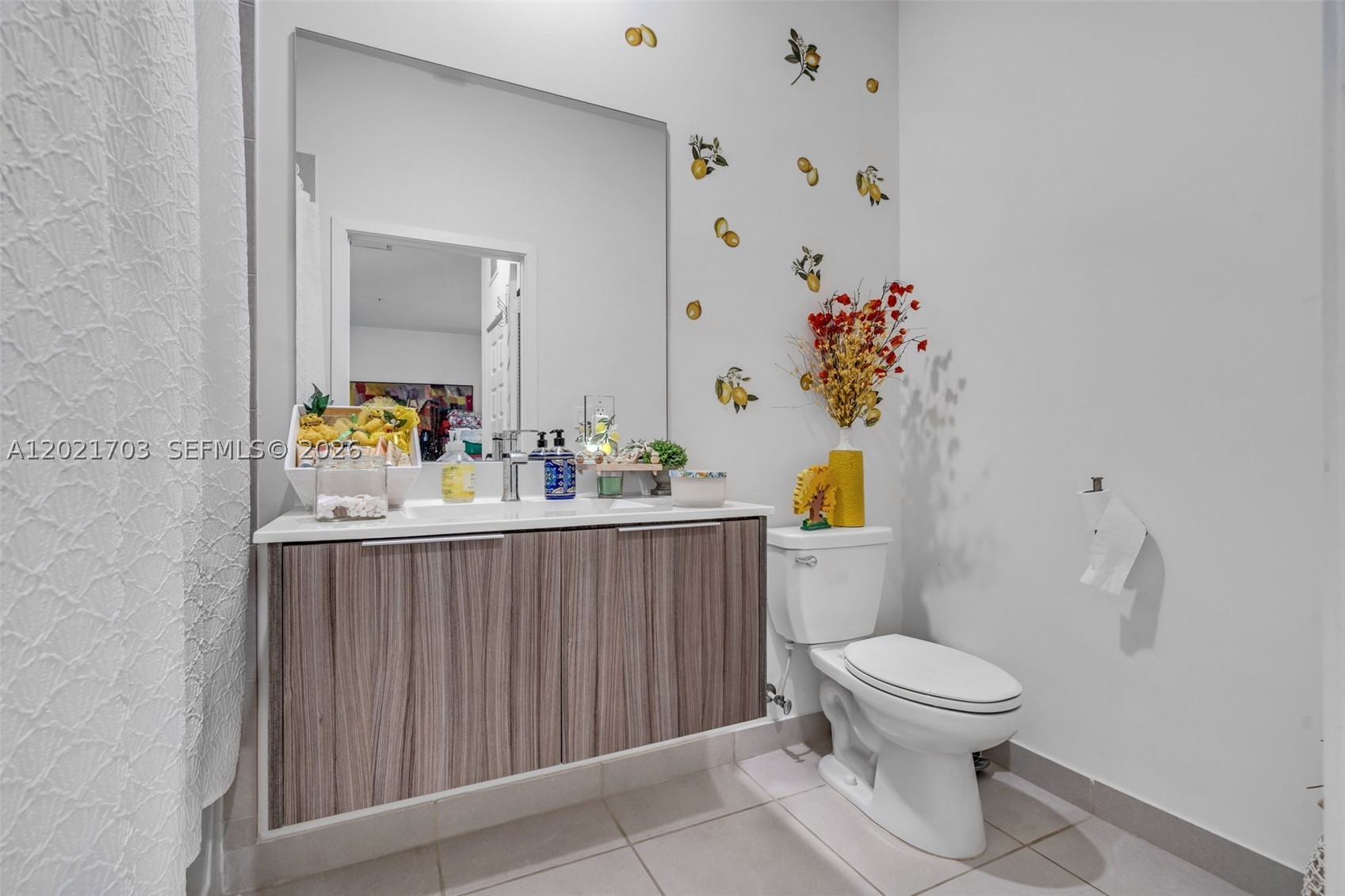 APEX AT PARK CENTRAL COND - Residential