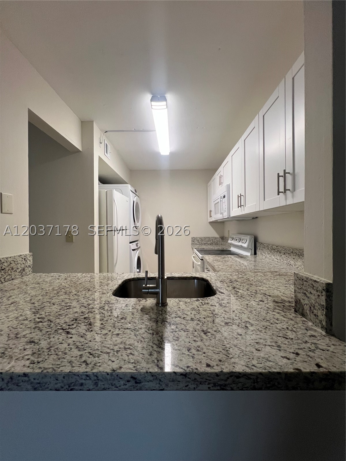 HERON AT THE HAMMOCKS CON - Residential Lease