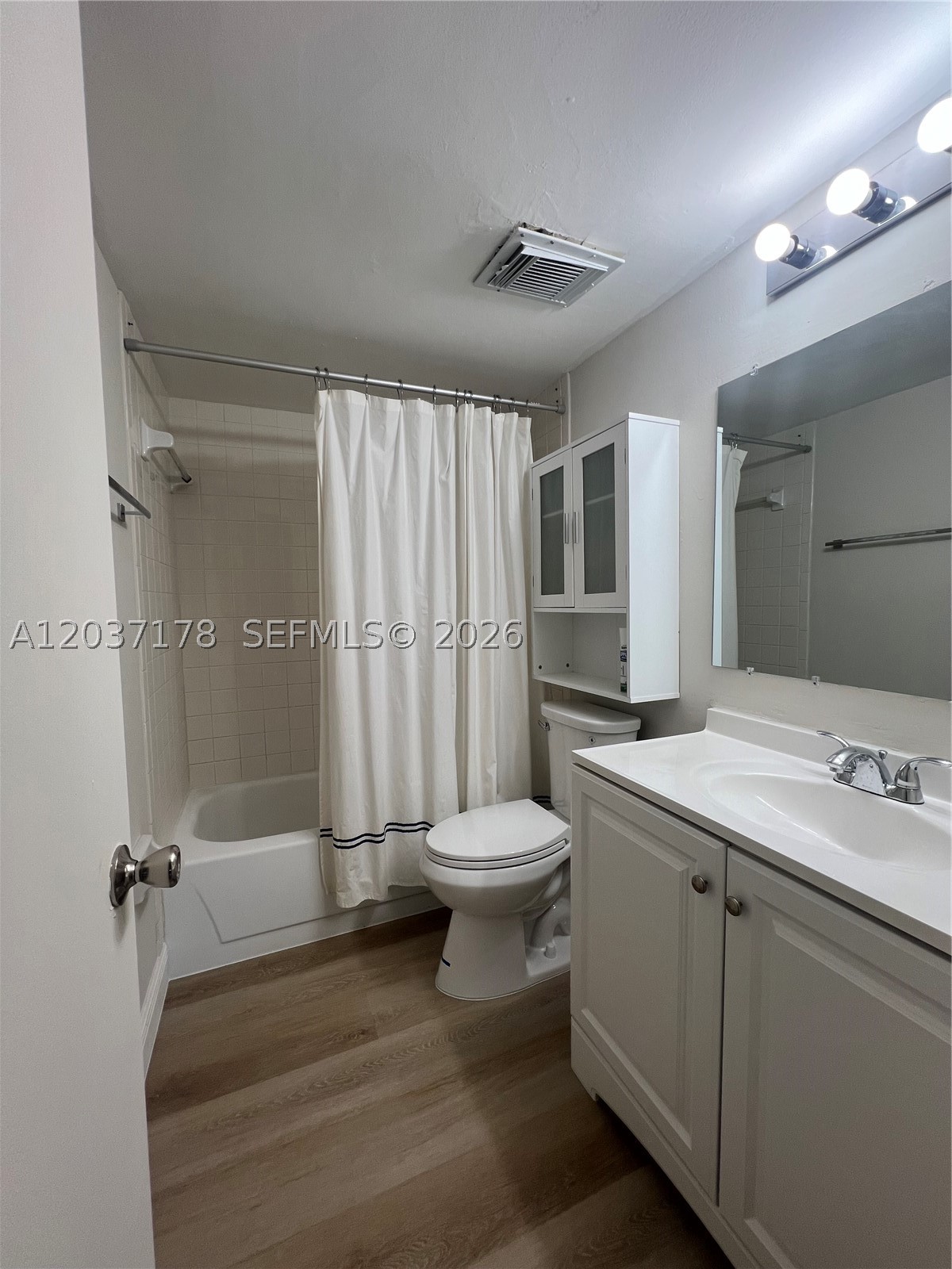 HERON AT THE HAMMOCKS CON - Residential Lease