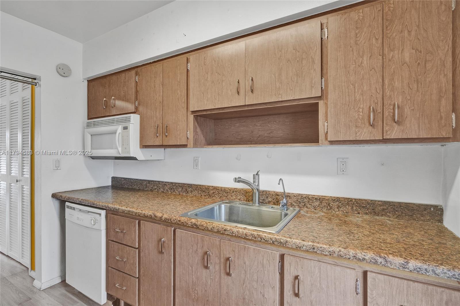 KEYSTONE ARMS CONDO - Residential