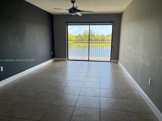 VILLAS AT LAKEVIEW CONDO - Residential