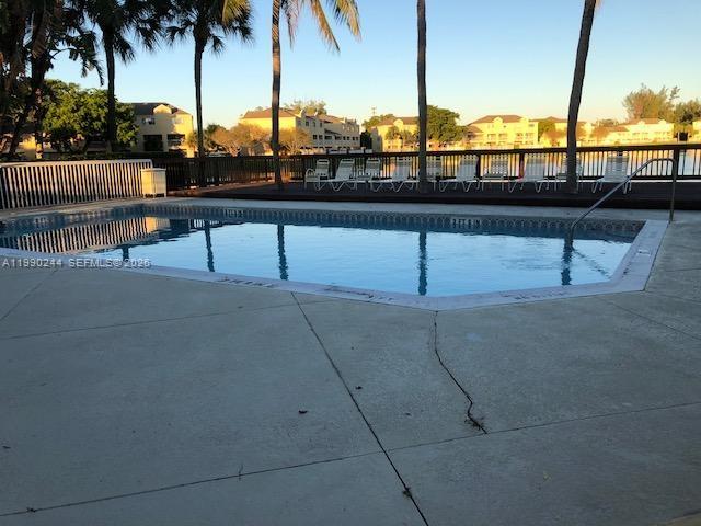 VILLAS AT LAKEVIEW CONDO - Residential