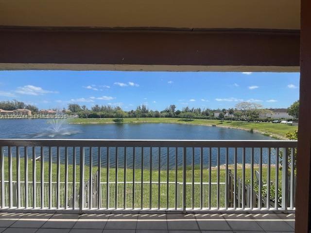VILLAS AT LAKEVIEW CONDO - Residential