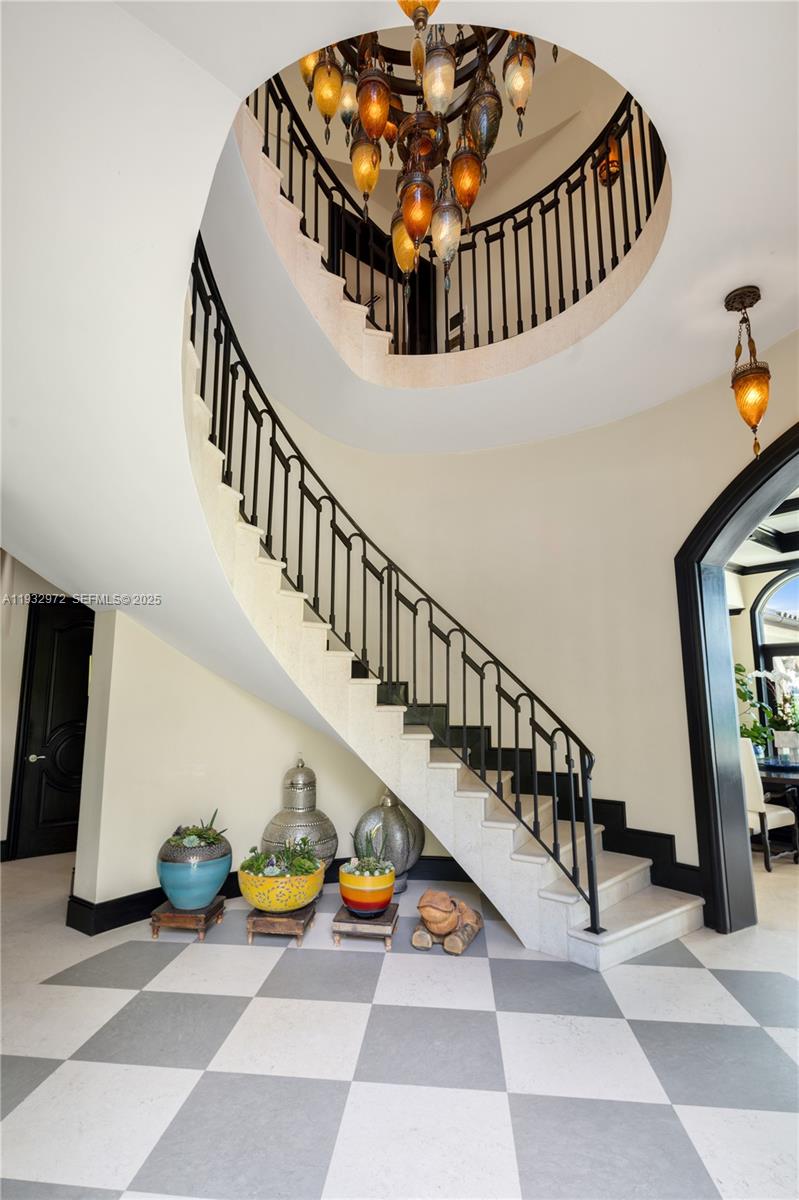 BAY HARBOR ISLAND - Residential