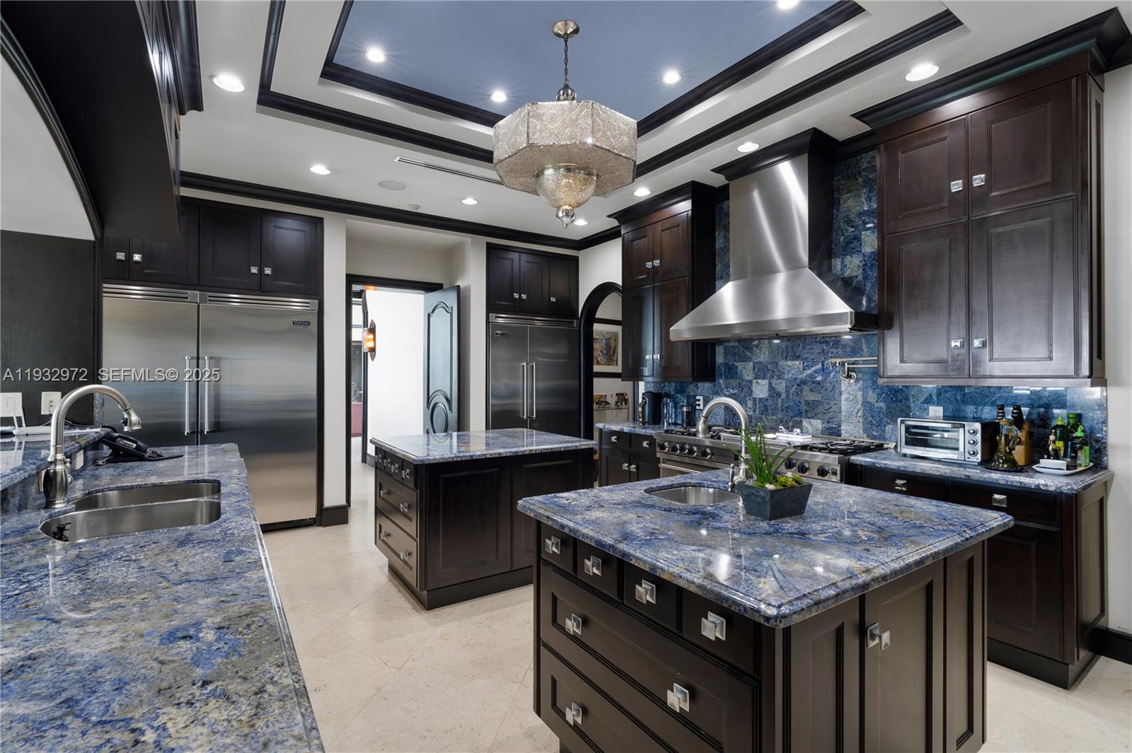 BAY HARBOR ISLAND - Residential