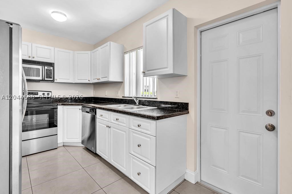 SEMINOLE FOREST - Residential Lease