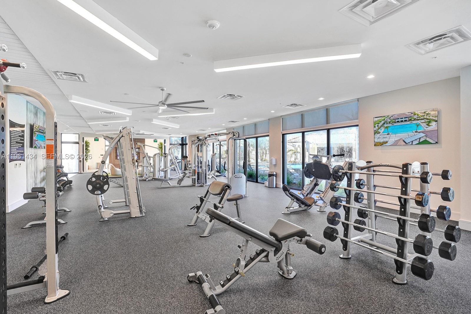 DOWNTOWN DORAL SOUTH PHAS - Residential Lease