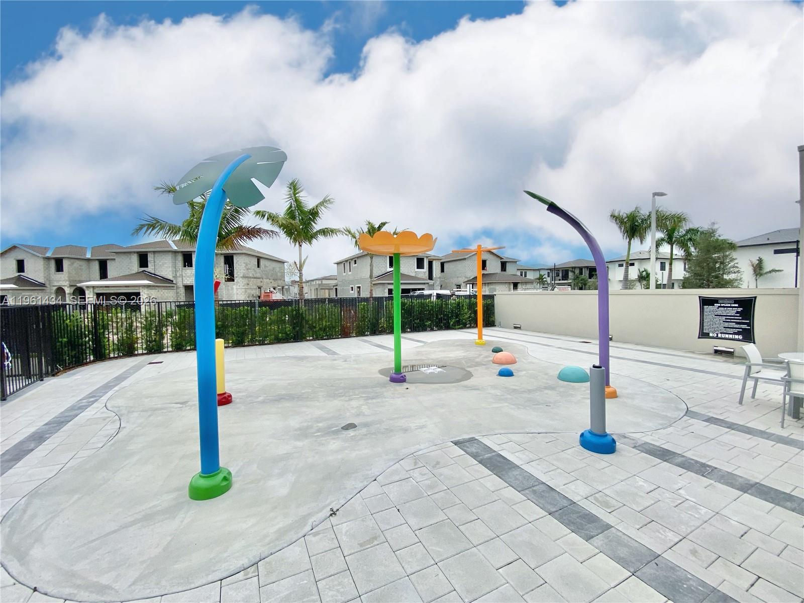 DOWNTOWN DORAL SOUTH PHAS - Residential Lease