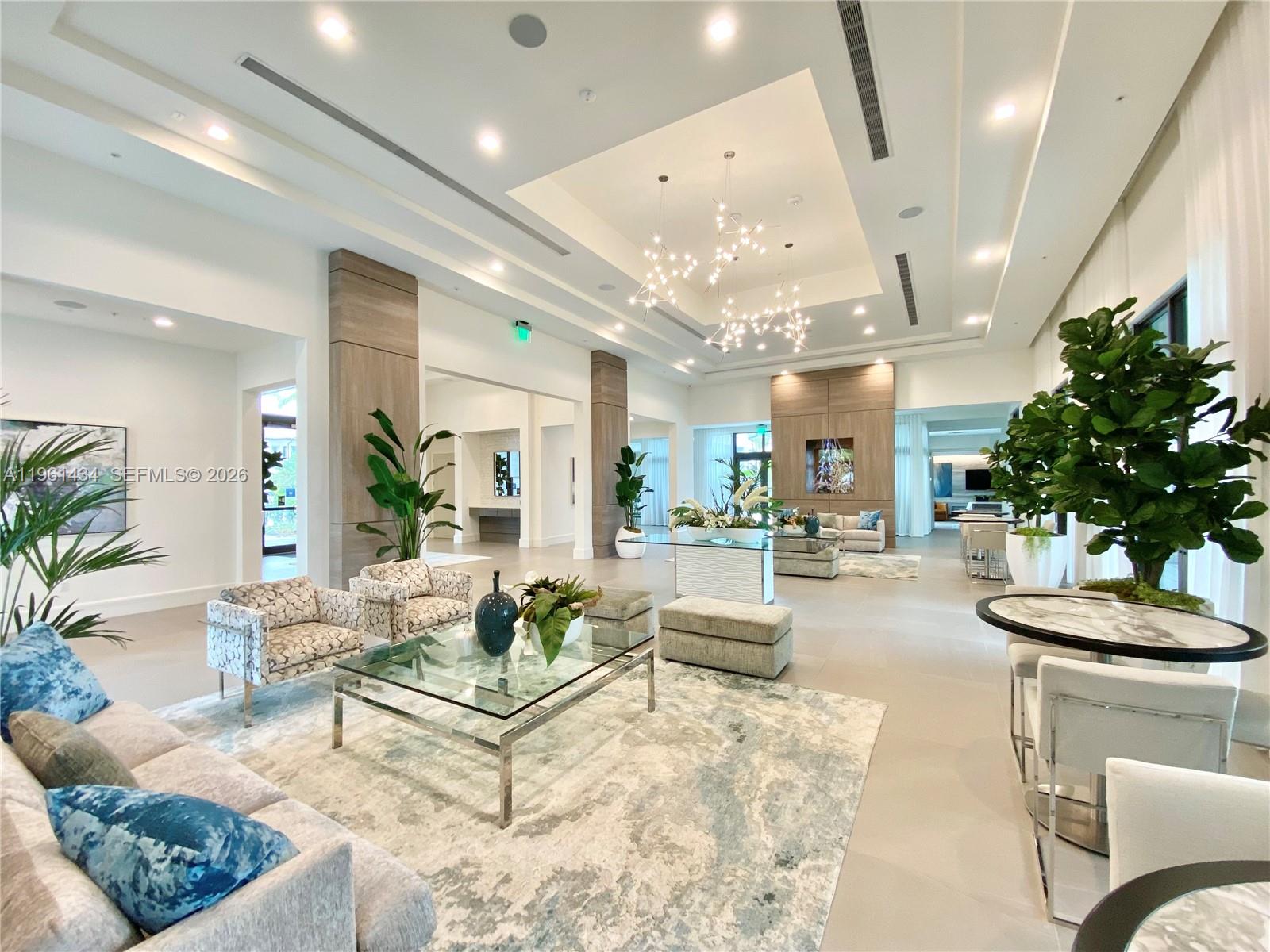 DOWNTOWN DORAL SOUTH PHAS - Residential Lease