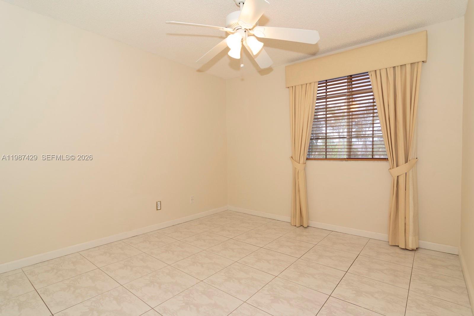 SILVER LAKES PHASE III - Residential