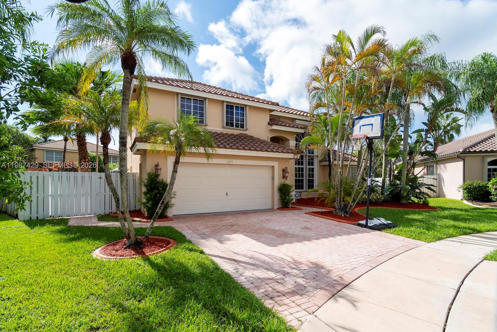 SILVER LAKES PHASE III - Residential