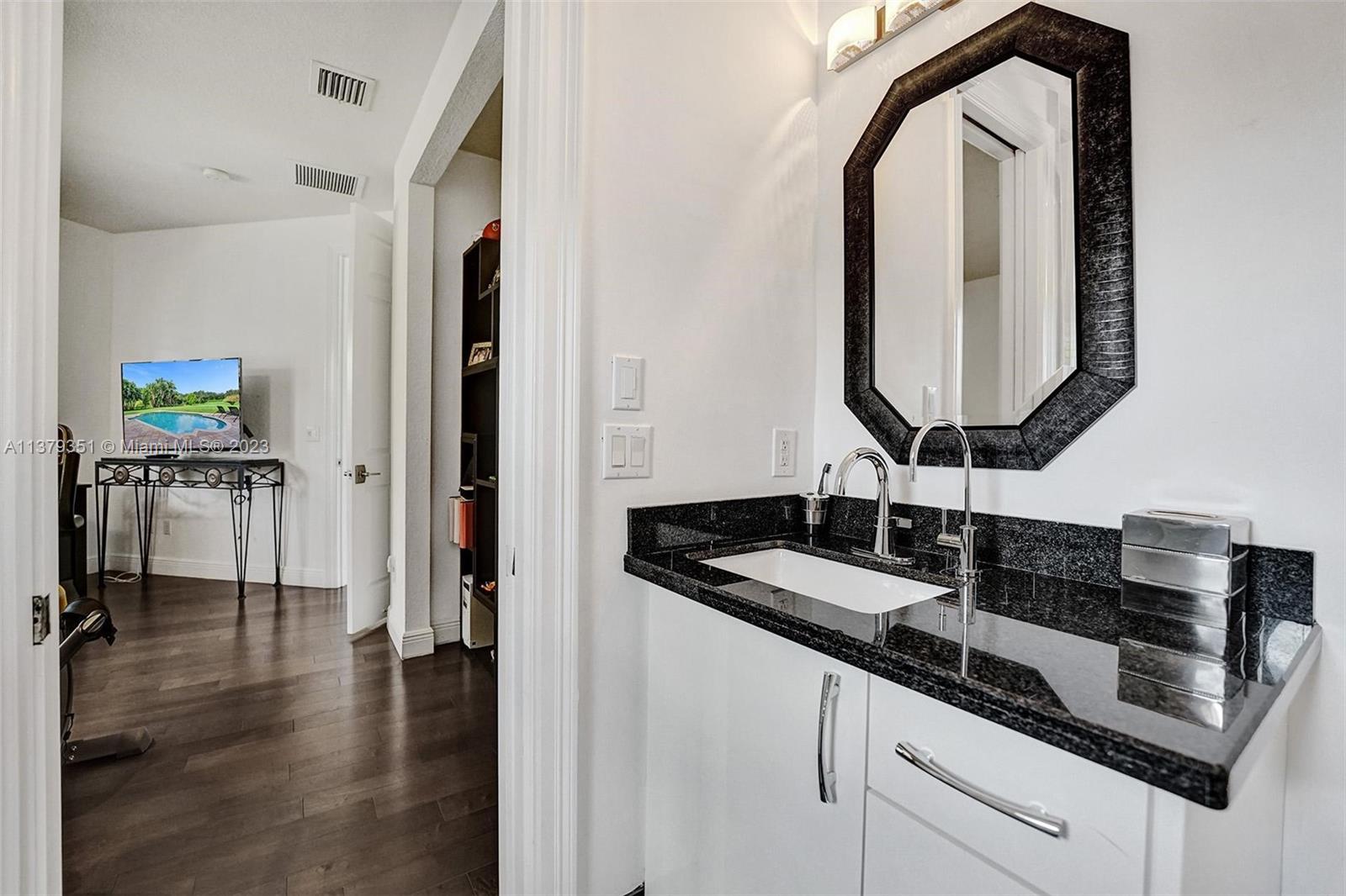 LONG LAKE RANCHES PLAT TW - Residential