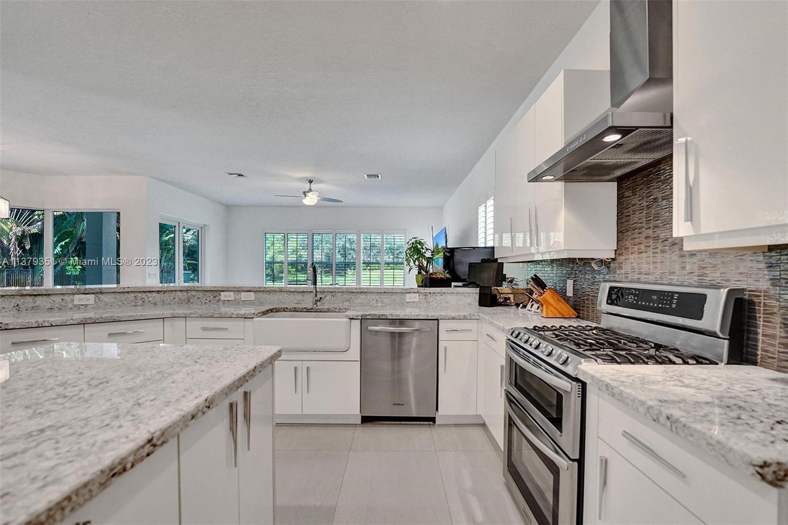 LONG LAKE RANCHES PLAT TW - Residential