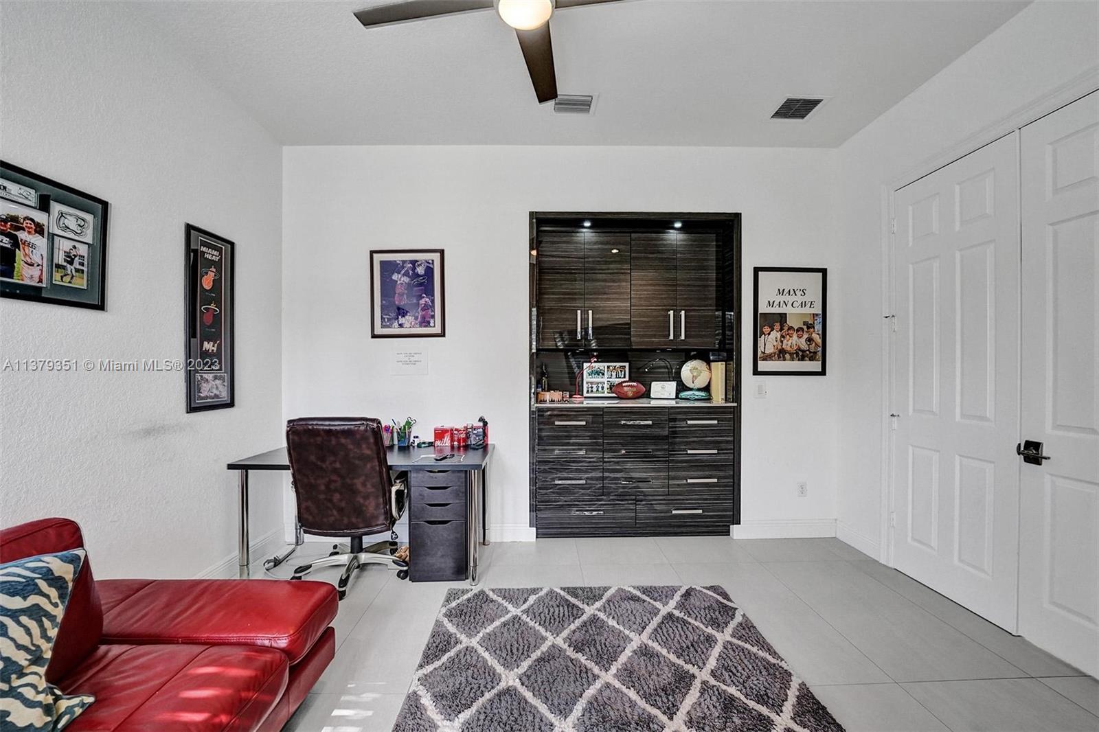 LONG LAKE RANCHES PLAT TW - Residential