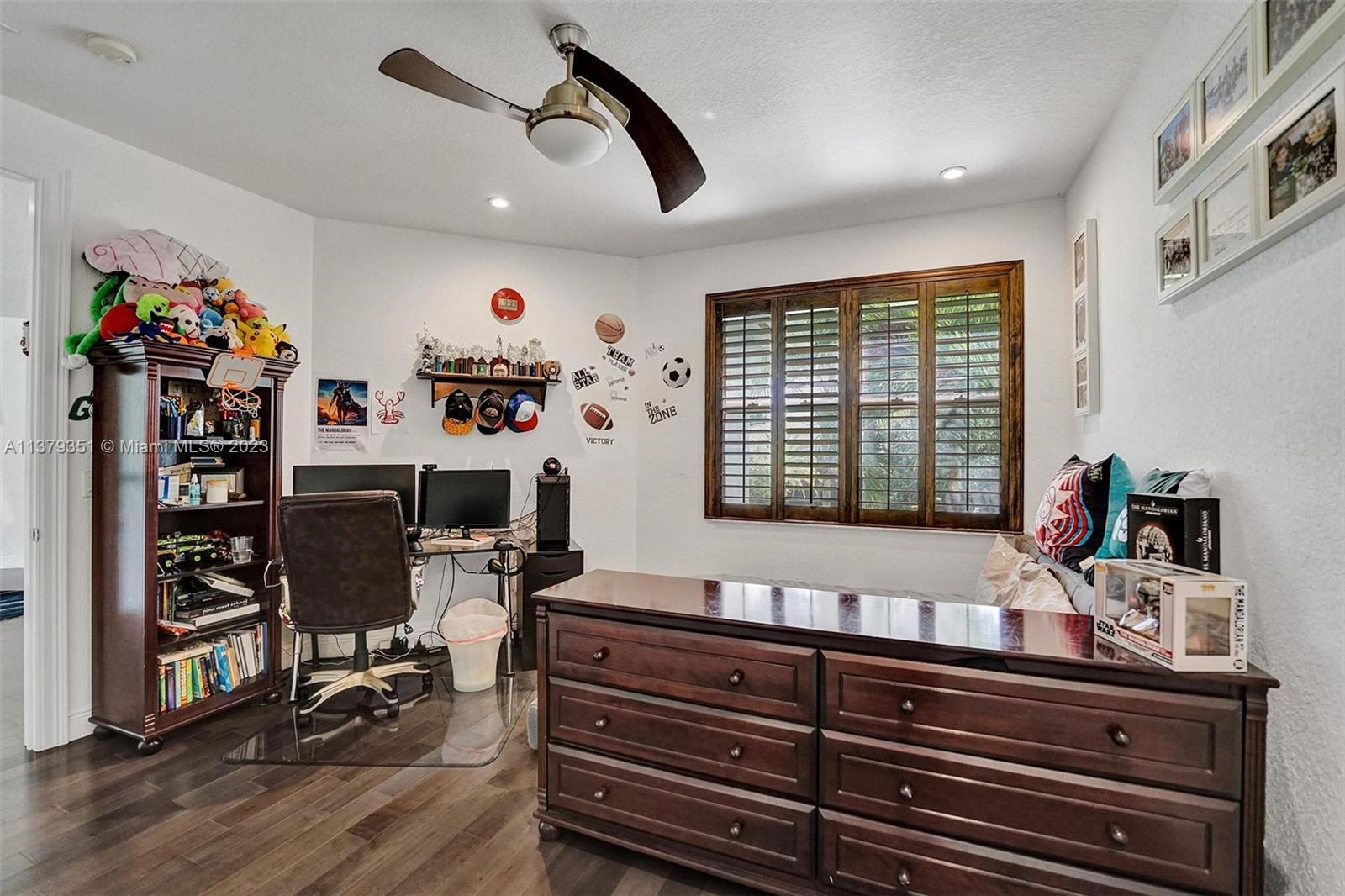 LONG LAKE RANCHES PLAT TW - Residential