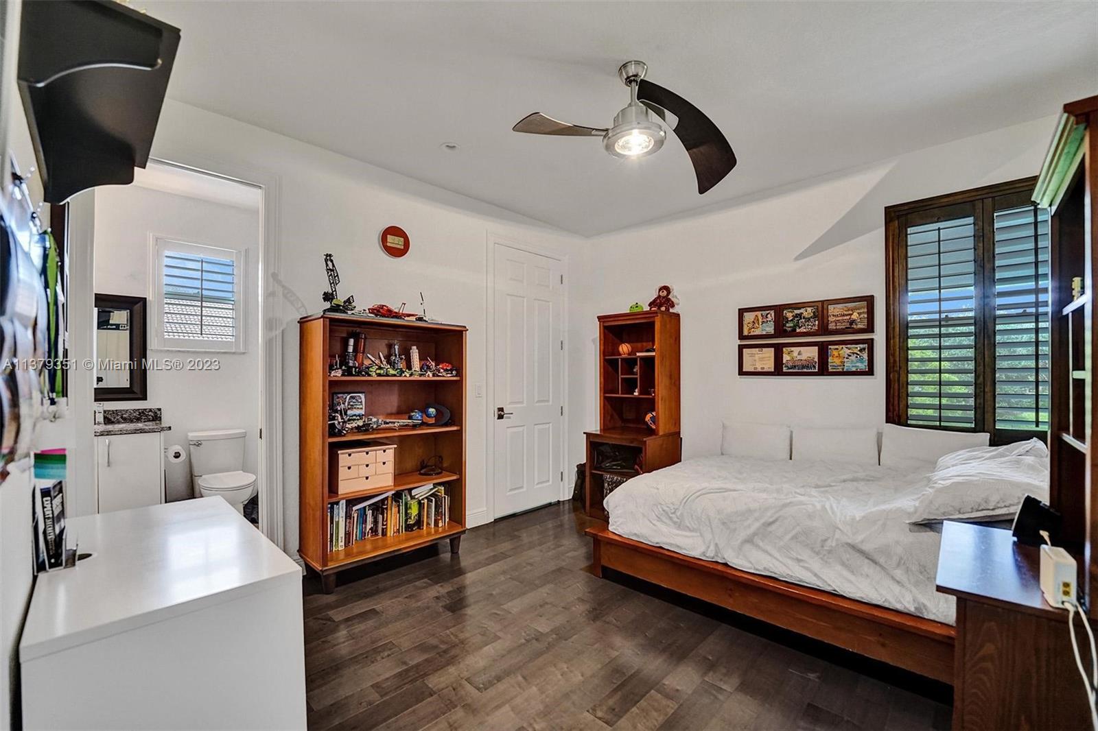 LONG LAKE RANCHES PLAT TW - Residential