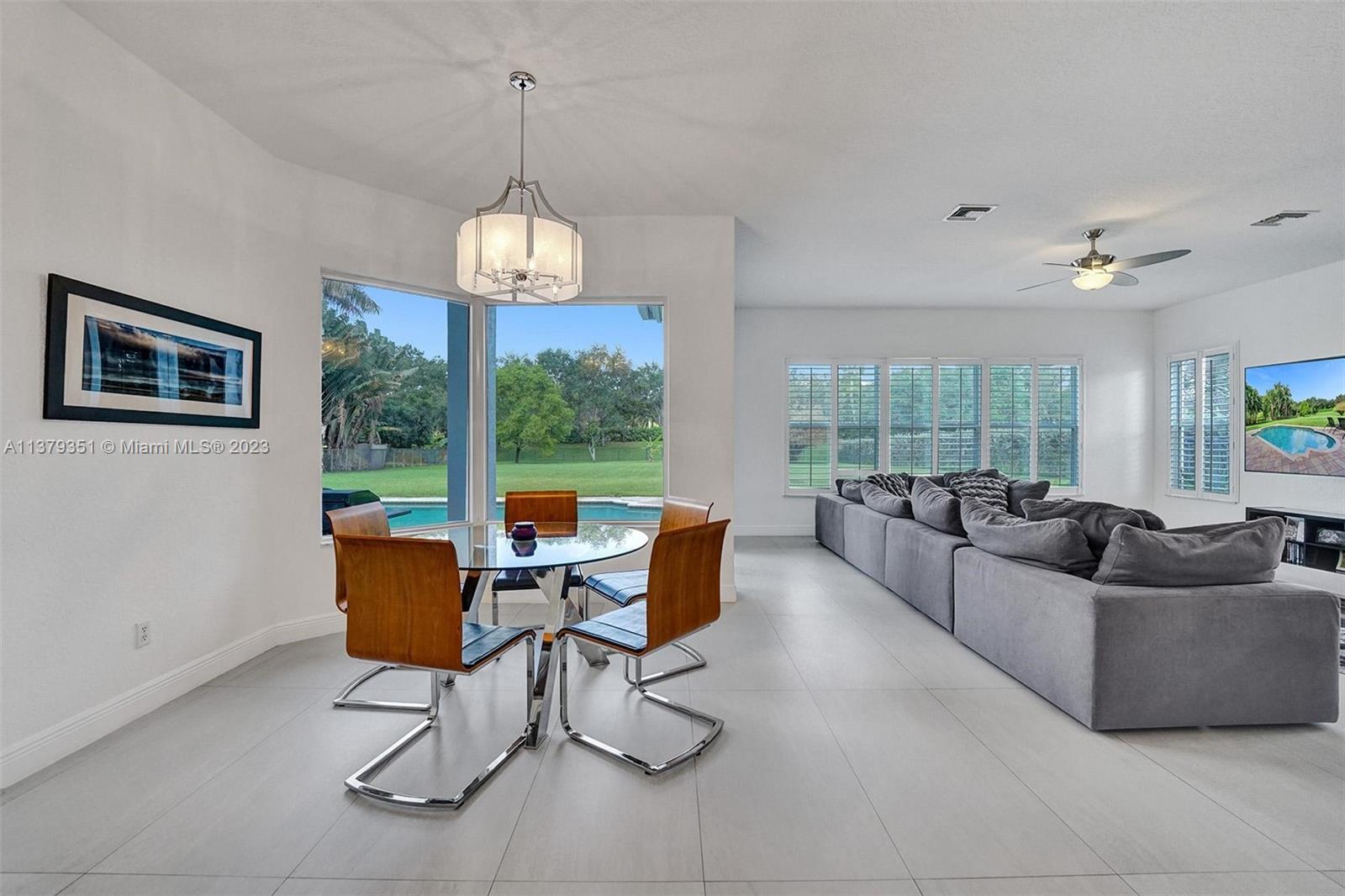 LONG LAKE RANCHES PLAT TW - Residential