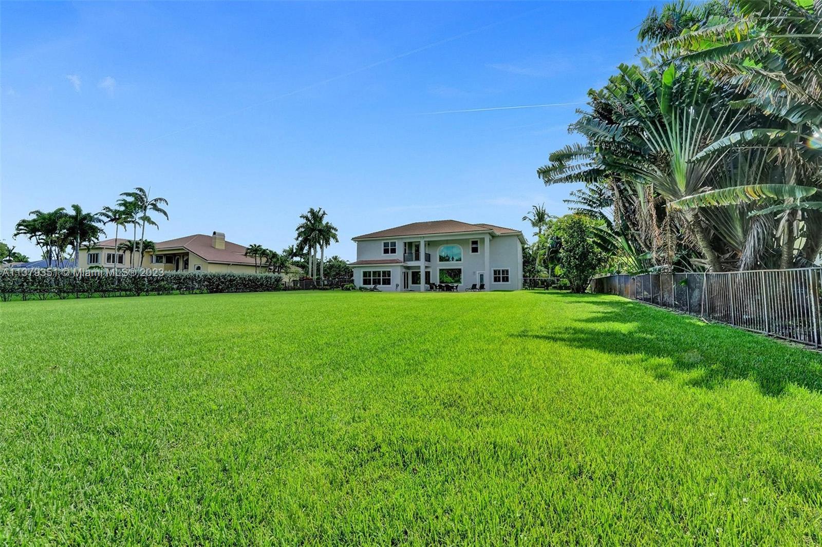LONG LAKE RANCHES PLAT TW - Residential