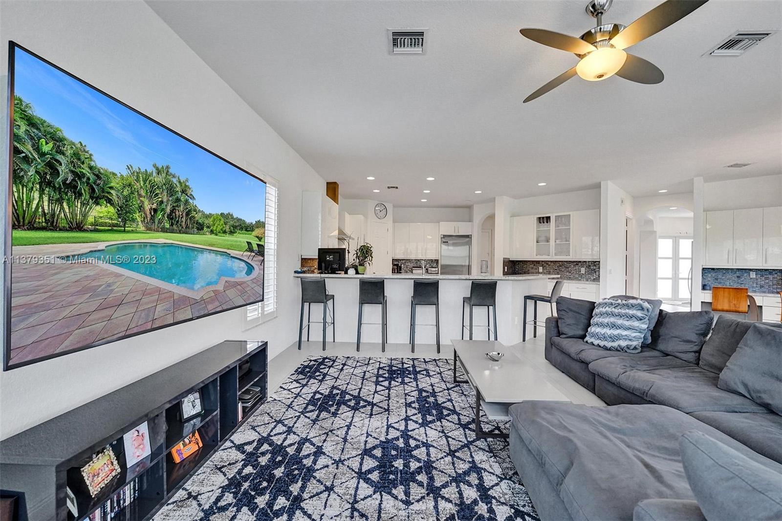 LONG LAKE RANCHES PLAT TW - Residential