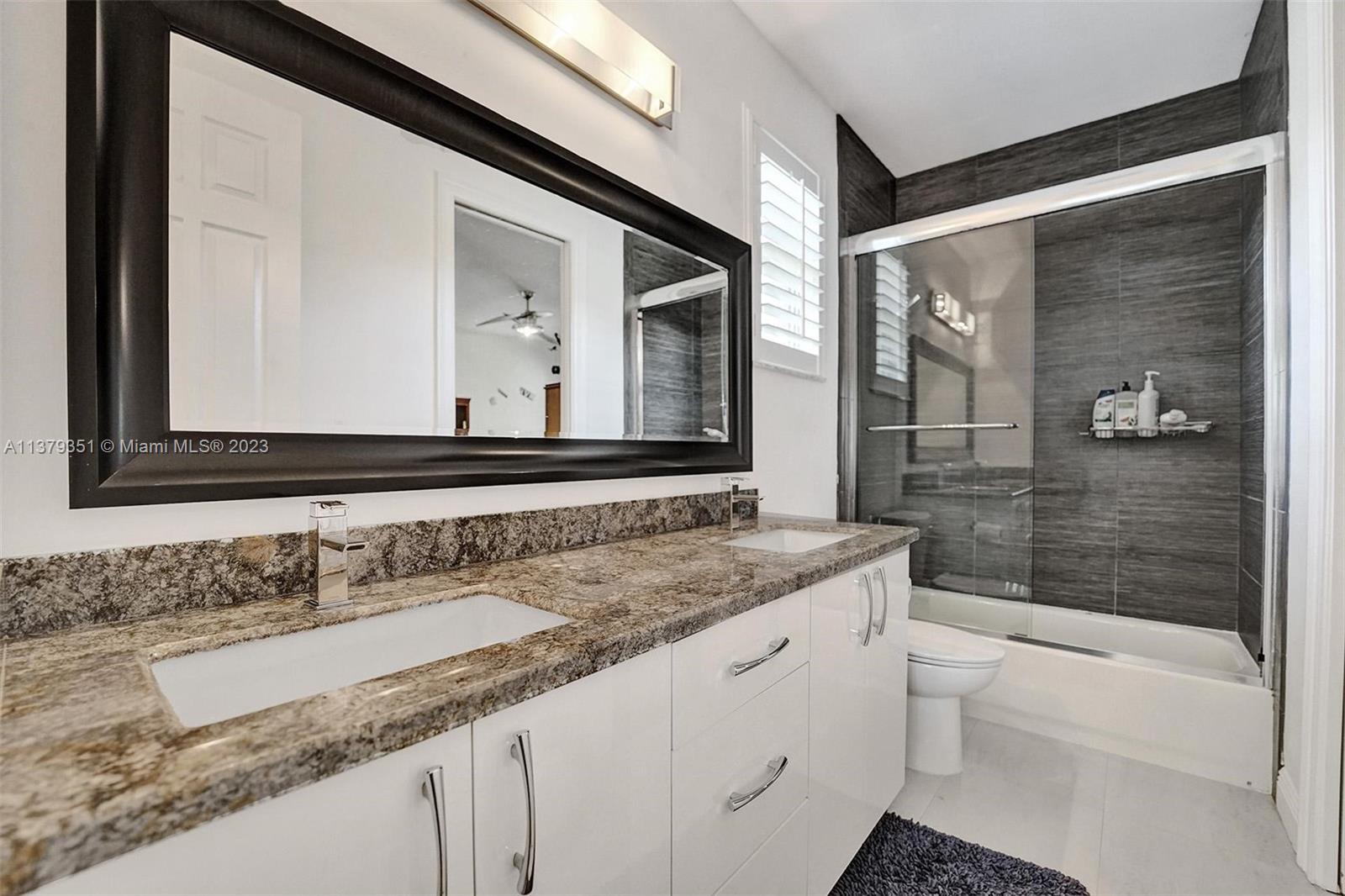 LONG LAKE RANCHES PLAT TW - Residential