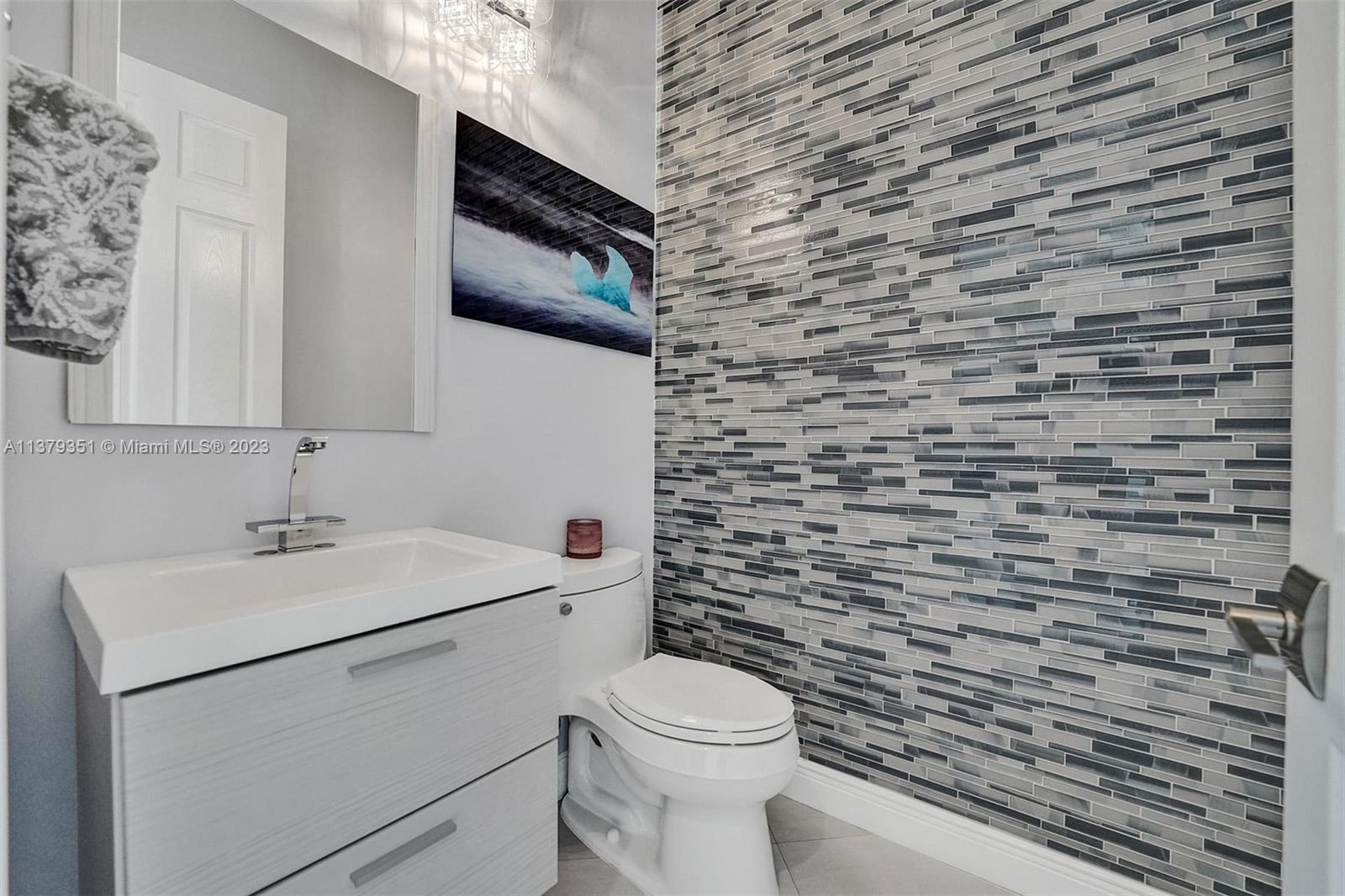 LONG LAKE RANCHES PLAT TW - Residential