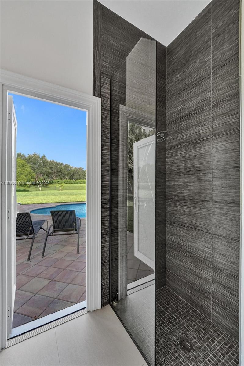 LONG LAKE RANCHES PLAT TW - Residential