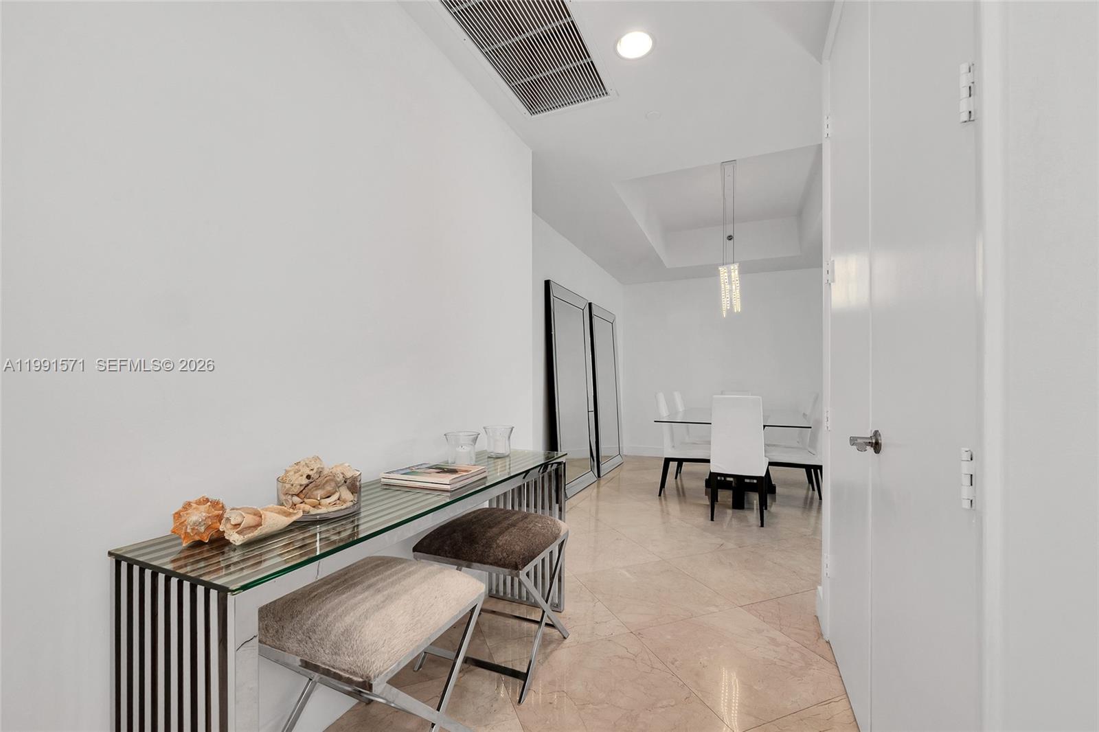 TDR TOWER I CONDO - Residential