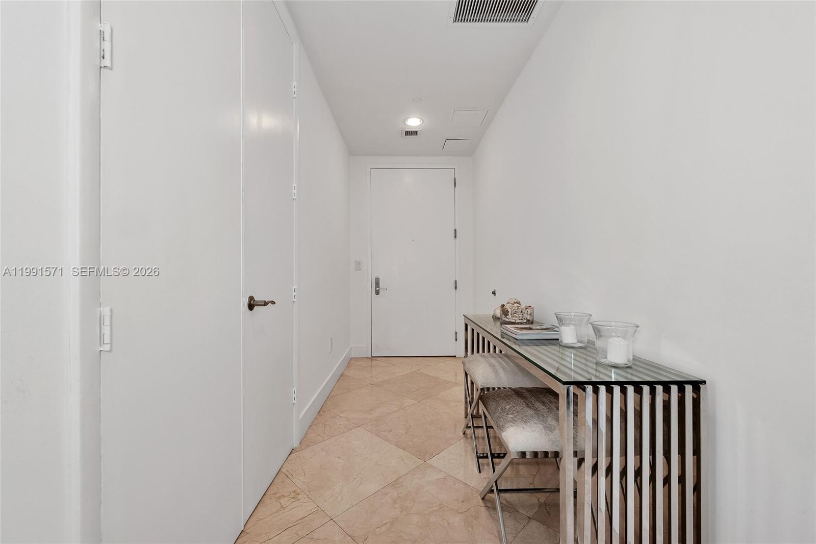 TDR TOWER I CONDO - Residential