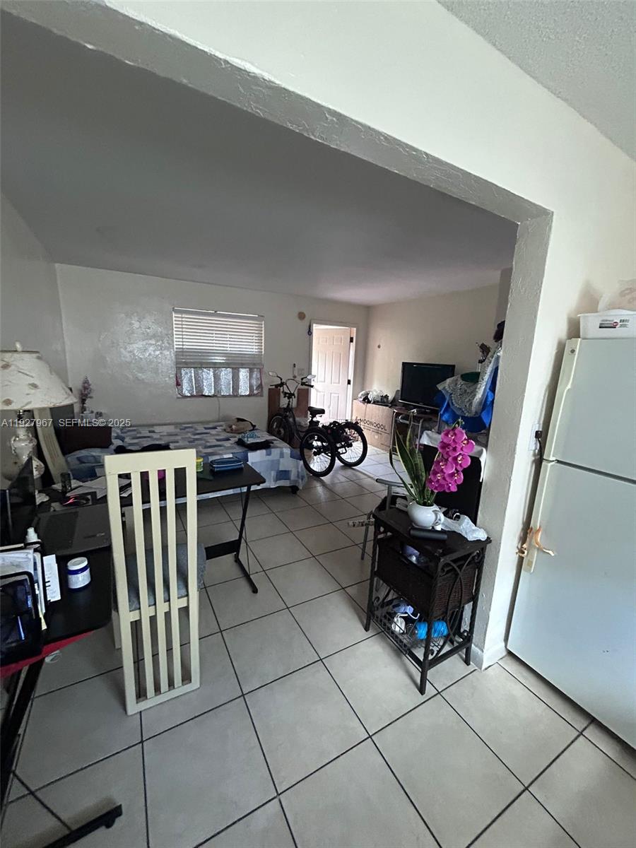 WELWYN MANOR - Residential Income