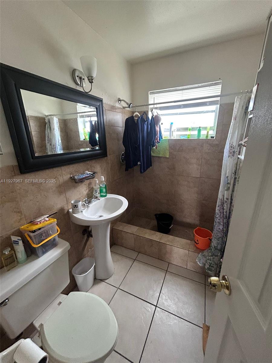 WELWYN MANOR - Residential Income