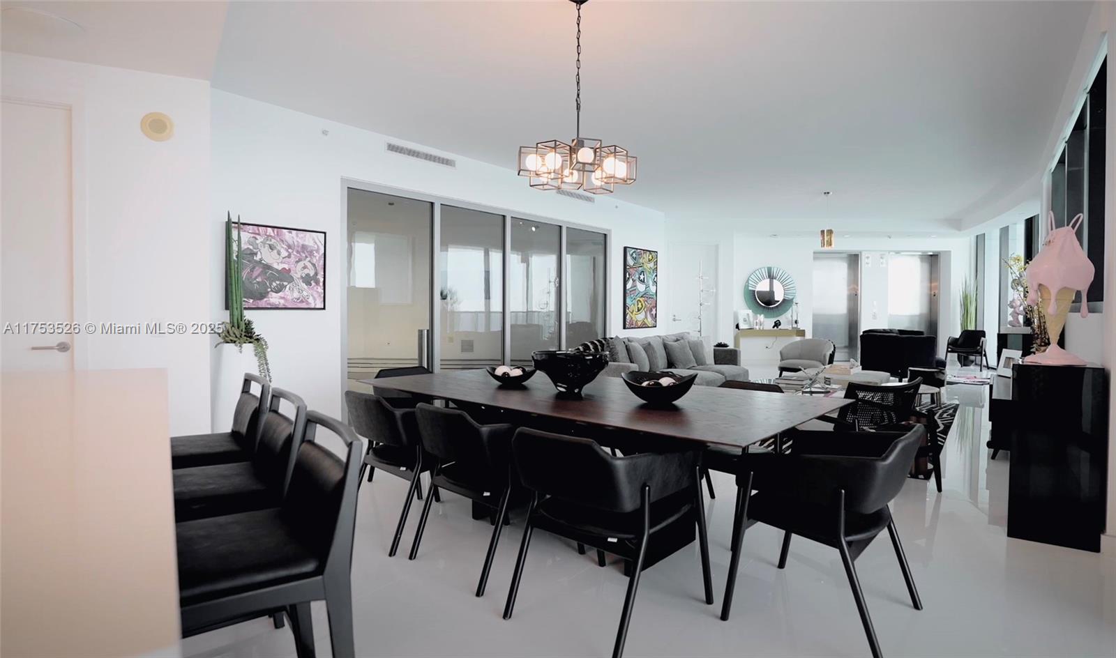 18555 COLLINS AVENUE COND - Residential