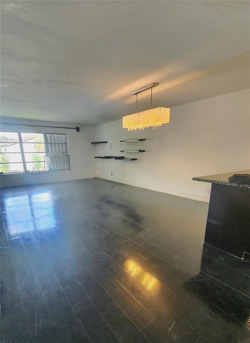 SPRING CREEK CONDO APARTM - Residential