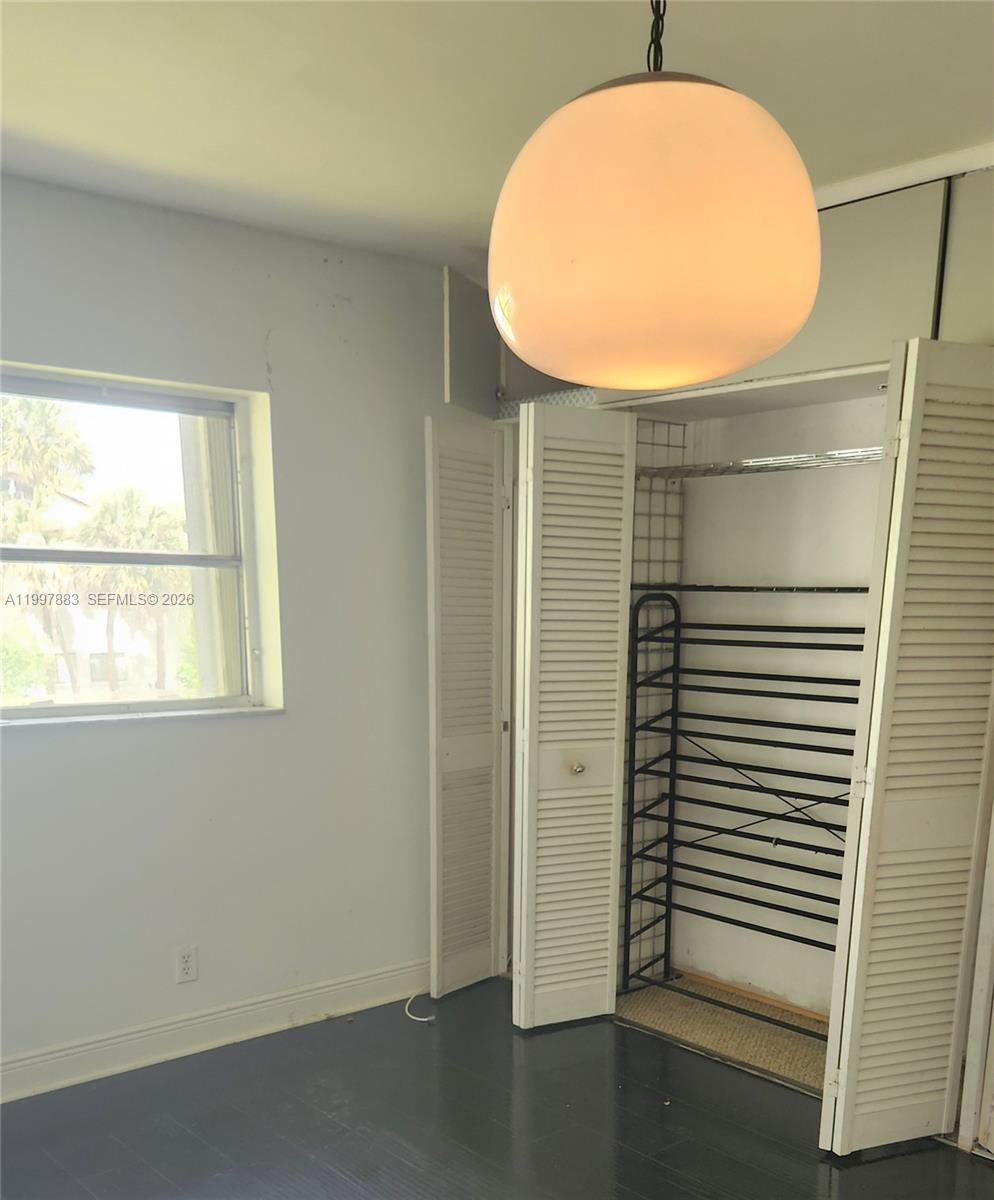 SPRING CREEK CONDO APARTM - Residential