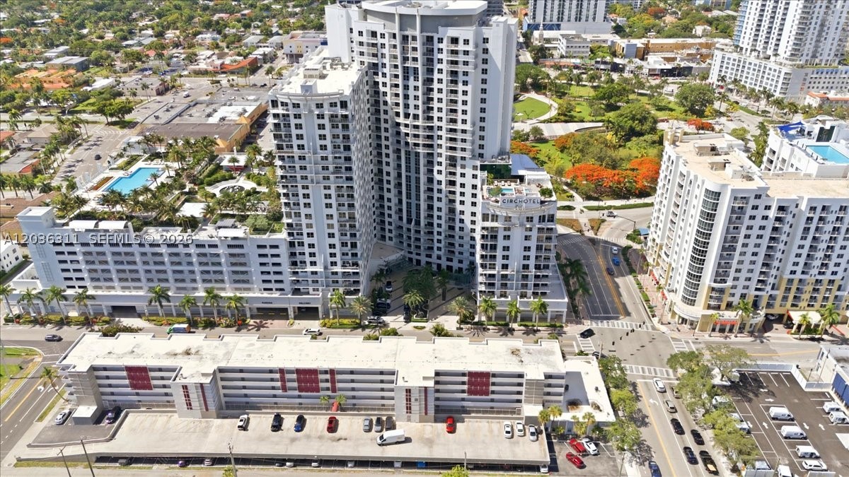 CIRC RESIDENCES CONDO - Residential